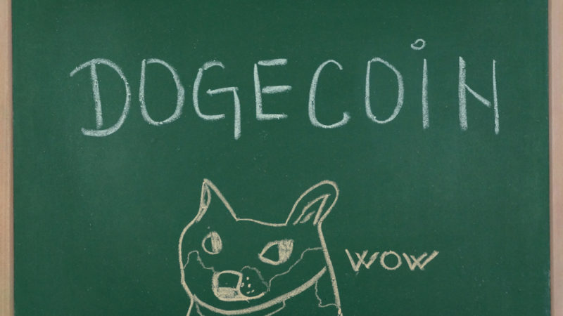 La búsqueda de Dogecoin supera por vez primera el nivel de Bitcoin mediante Google