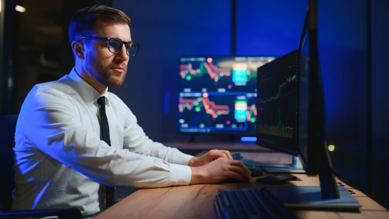 Roctec Bewertung (Rocteceurope.com) – Geben Sie Ihrer Trading-Karriere einen Schub mit dieser Broker-Plattform